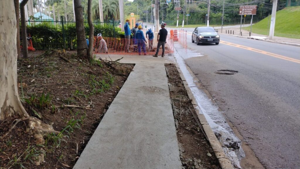 Calçadas e passeios